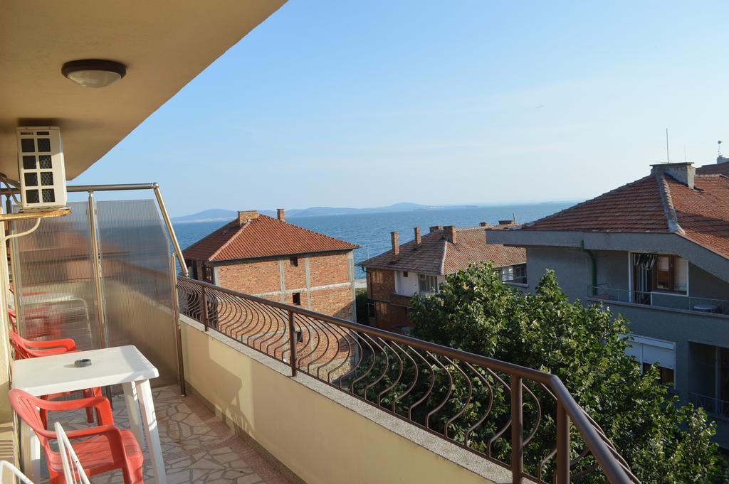 Stamatovi Family Hotel Pomorie Exterior foto